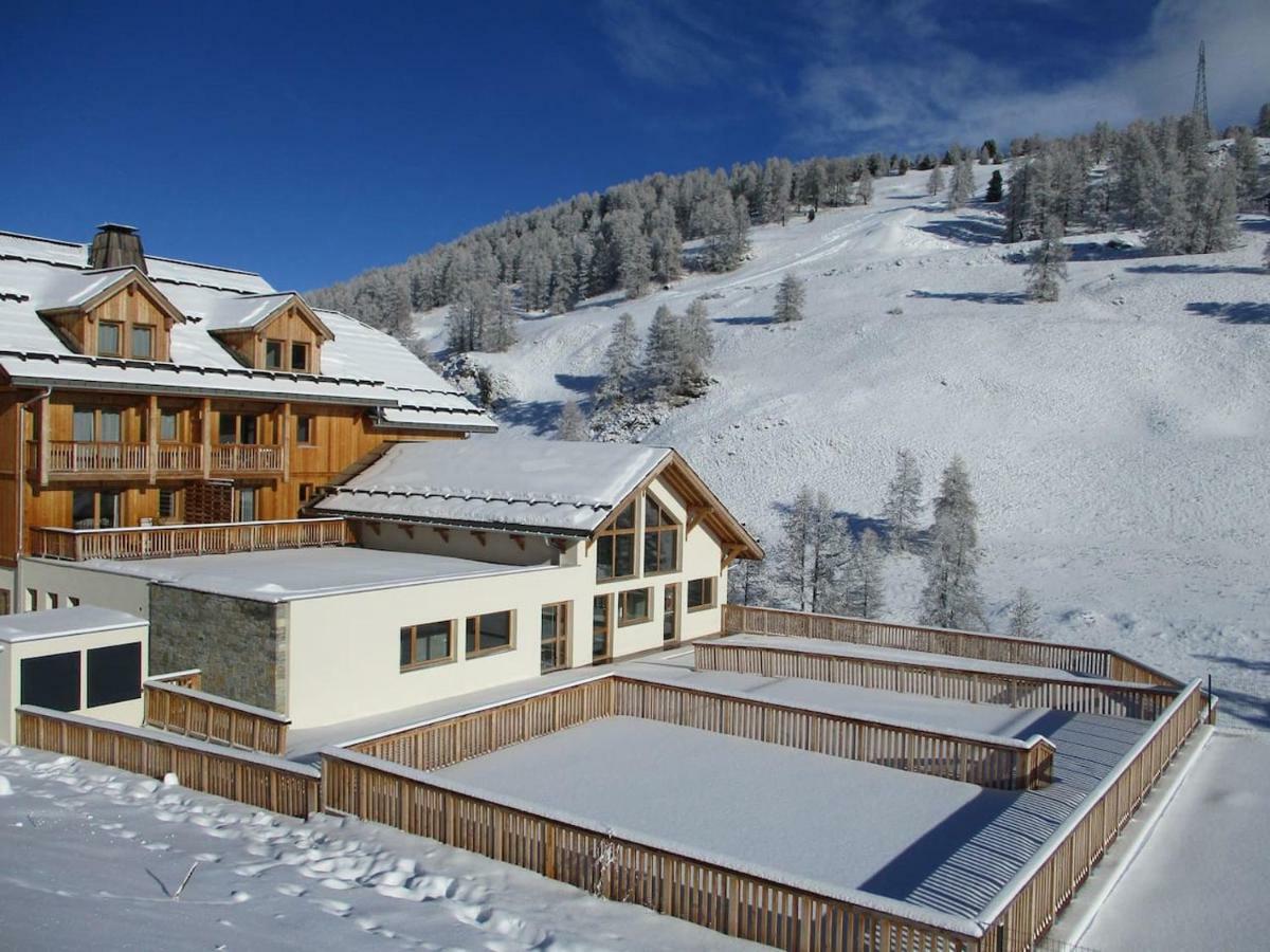 Duplex De Standing, Chalets Des Rennes, Vars 瓦尔 外观 照片