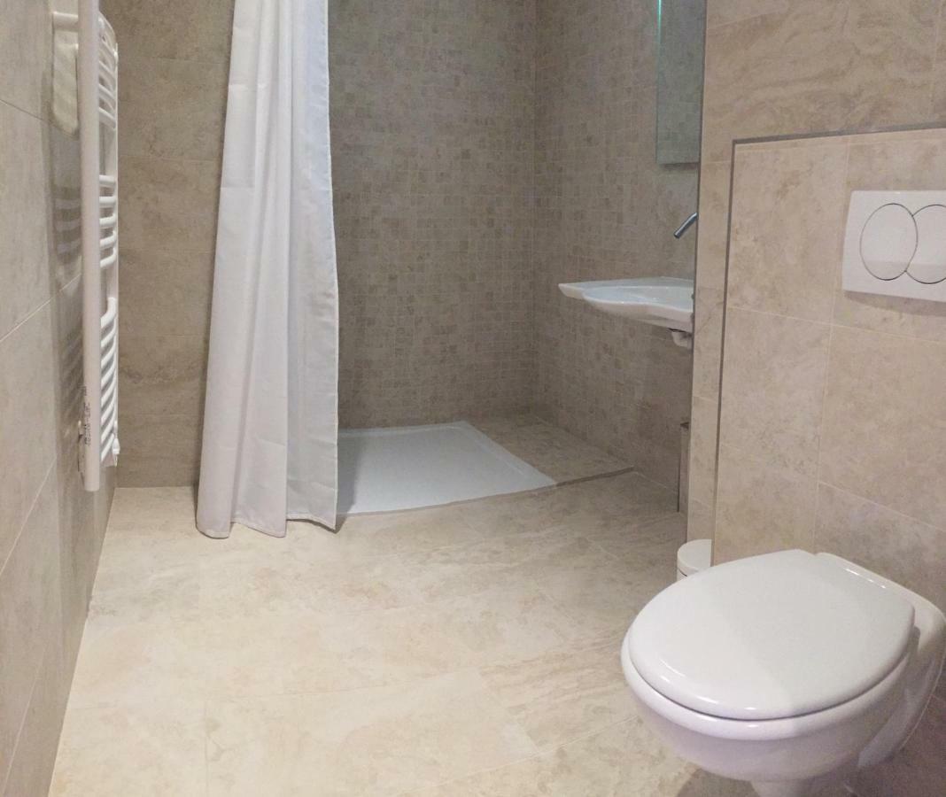 Duplex De Standing, Chalets Des Rennes, Vars 瓦尔 外观 照片